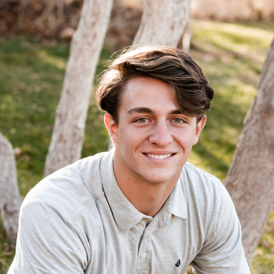 Riley Sinema